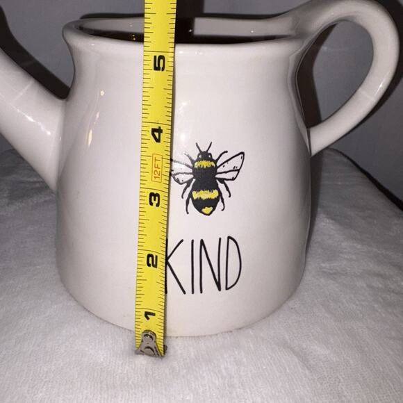 Rae Dunn Bee "KIND" Ceramic Watering Can Planter White By Magenta EUC - Picture 8 of 9